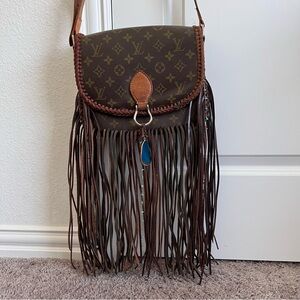 St Cloud crossbody